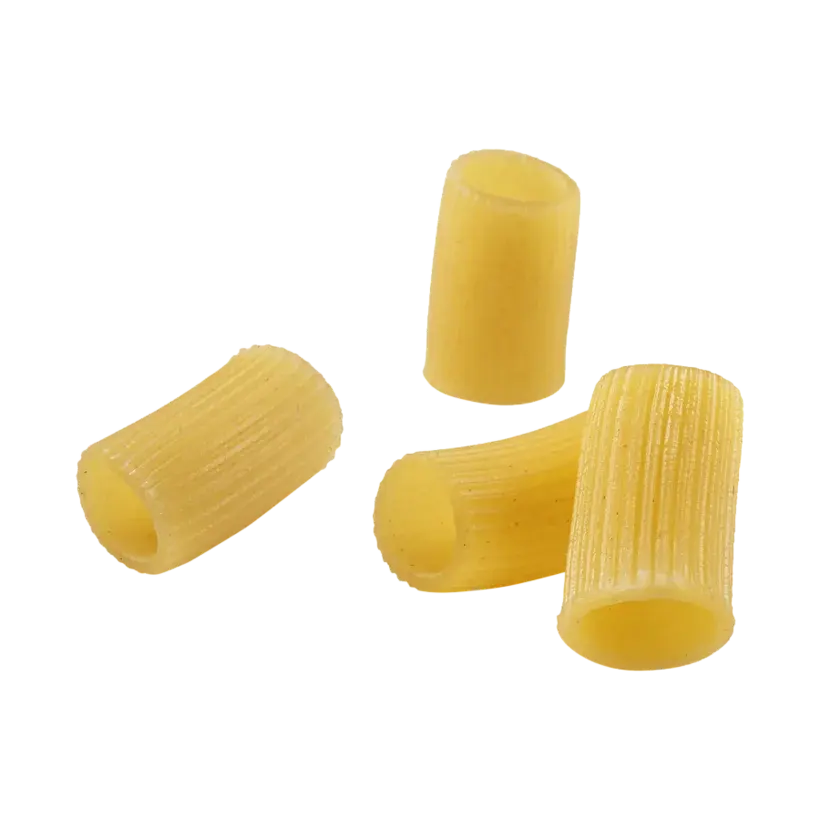 Mezze maniche rigate di pasta fresca
